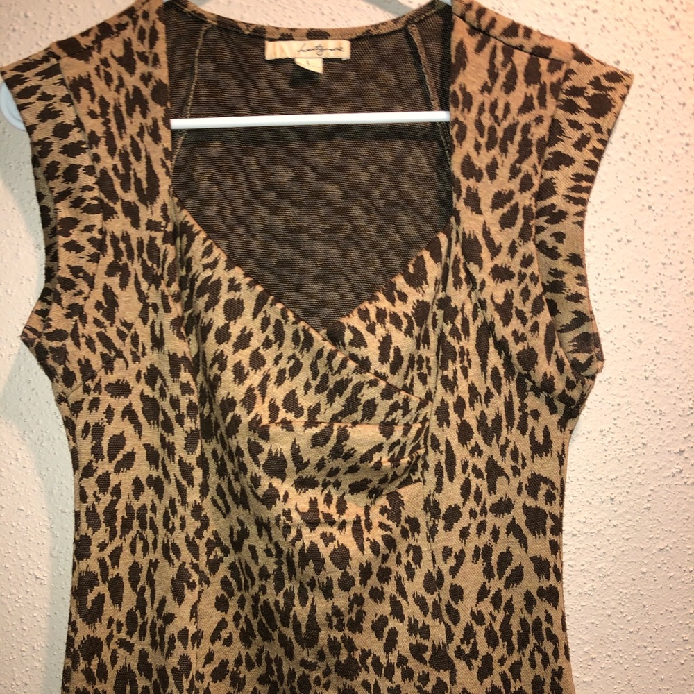 Women’s dress